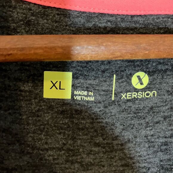 Xersion, pink and gray pullover, offset zipper, size XL, excellent condition - Picture 4 of 6